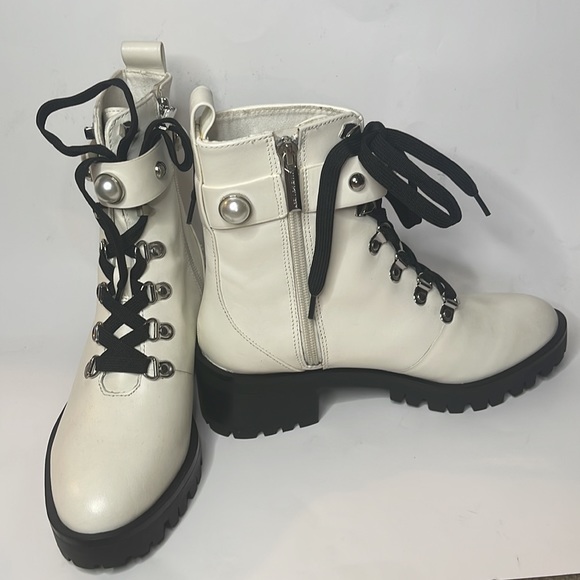 Karl Lagerfeld - PERRY LEATHER EMBELLISHED COMBAT & LACE-UP BOOTS - Picture 3 of 5